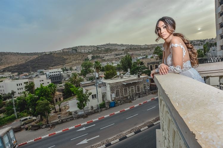 בגובה של 50 מטר: הצעת נישואים על מנוף 1